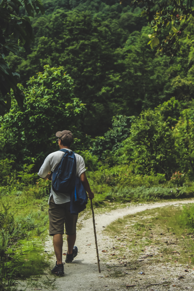 compatible cotton shorts vs synthetic shorts with boots for hiking